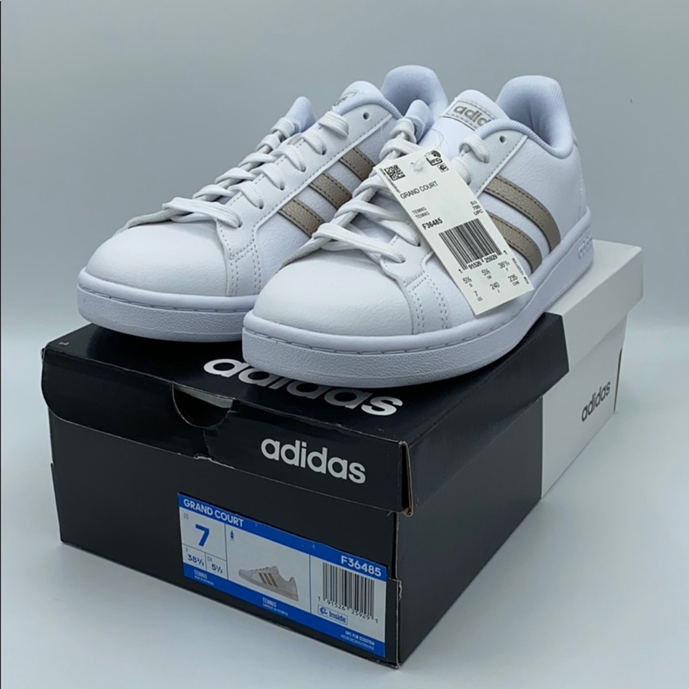 Adidas Grand Court F36485 Women’s size 7
